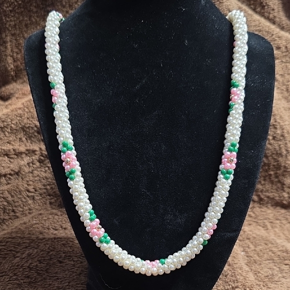 Handmade Jewelry - Elegant Handmade Pearl Necklace with Pink and Green Accents 36"‎